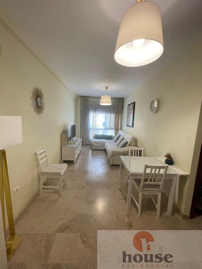 For sale of apartment in Córdoba