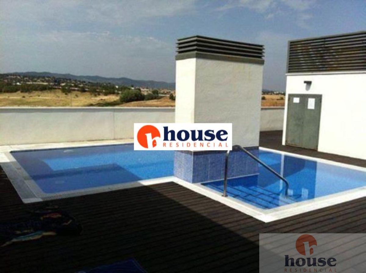 For sale of flat in Córdoba