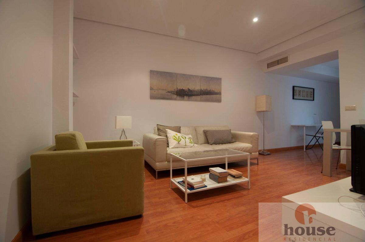 For sale of flat in Córdoba