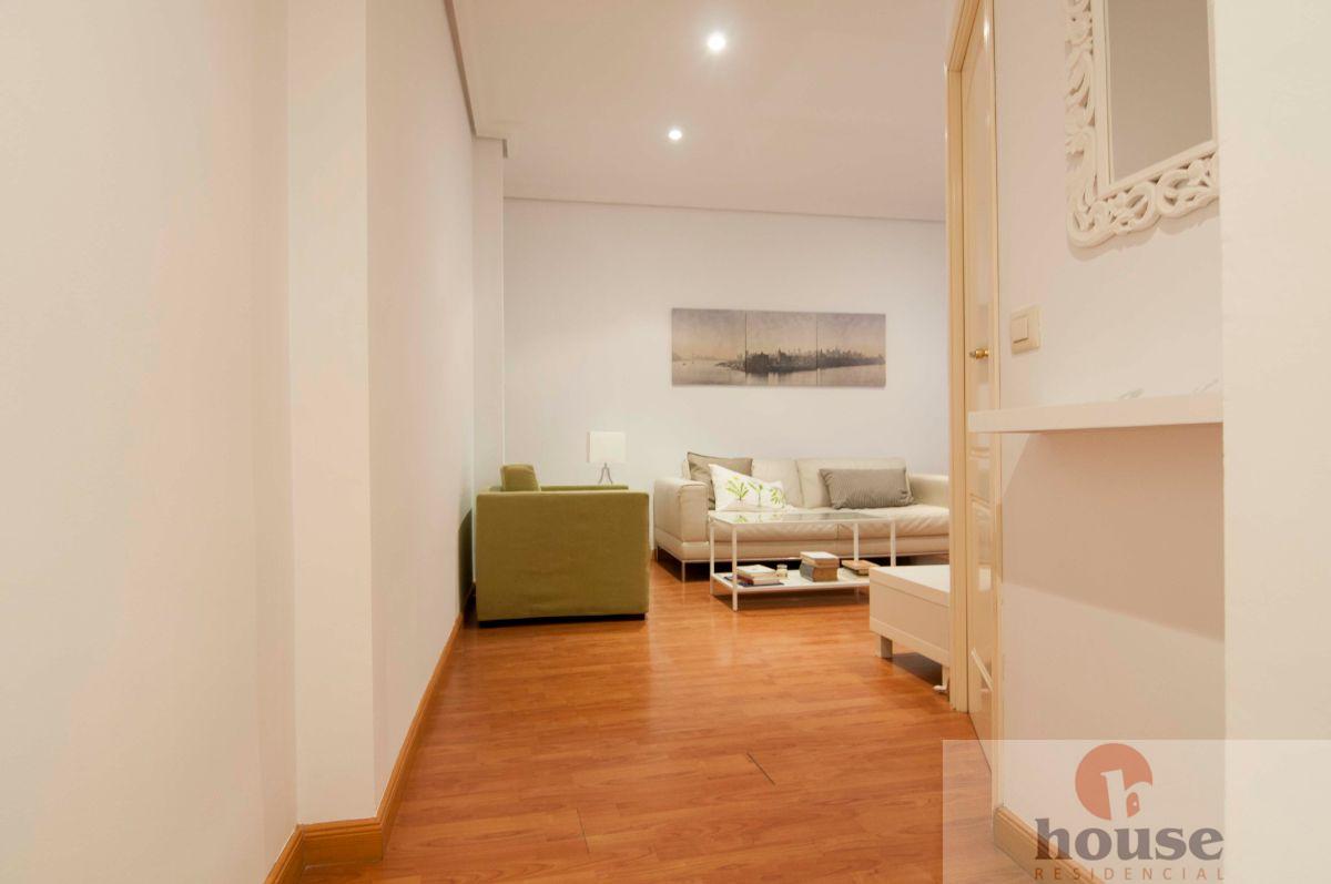 For sale of flat in Córdoba