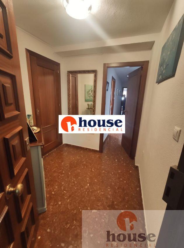 For sale of flat in Córdoba