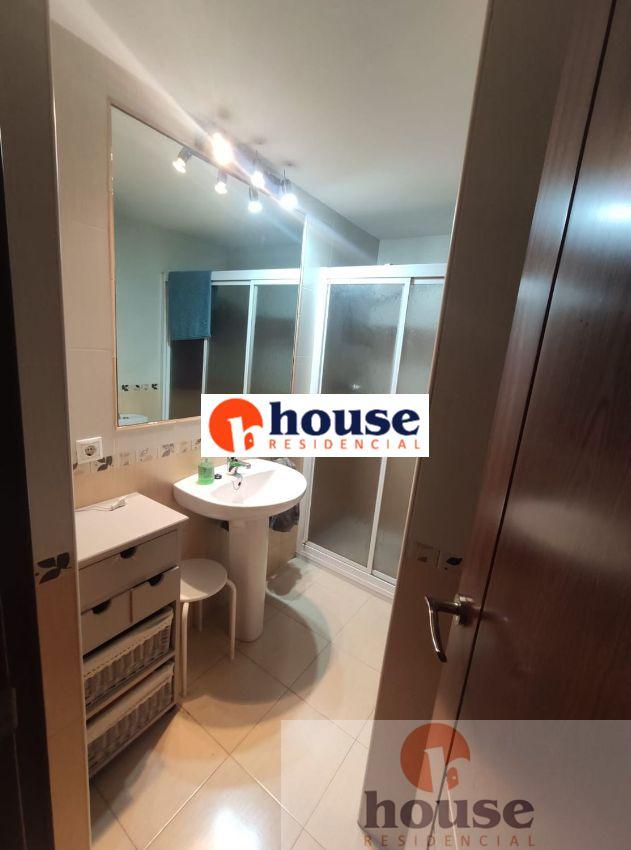 For sale of flat in Córdoba