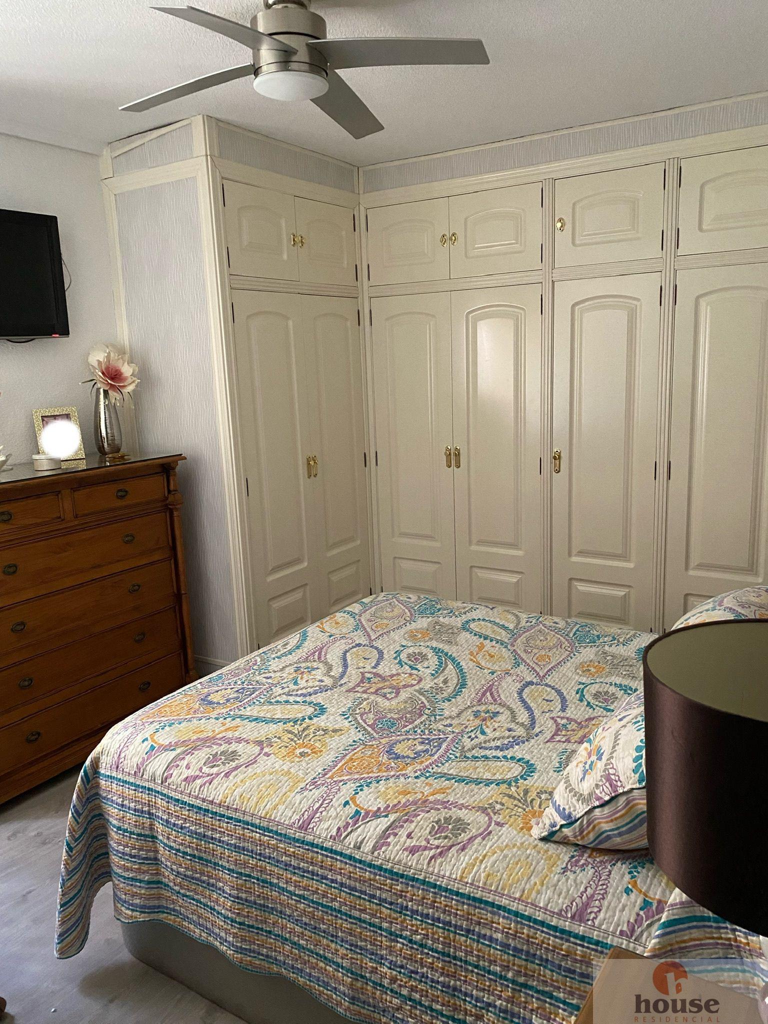 For sale of flat in Córdoba