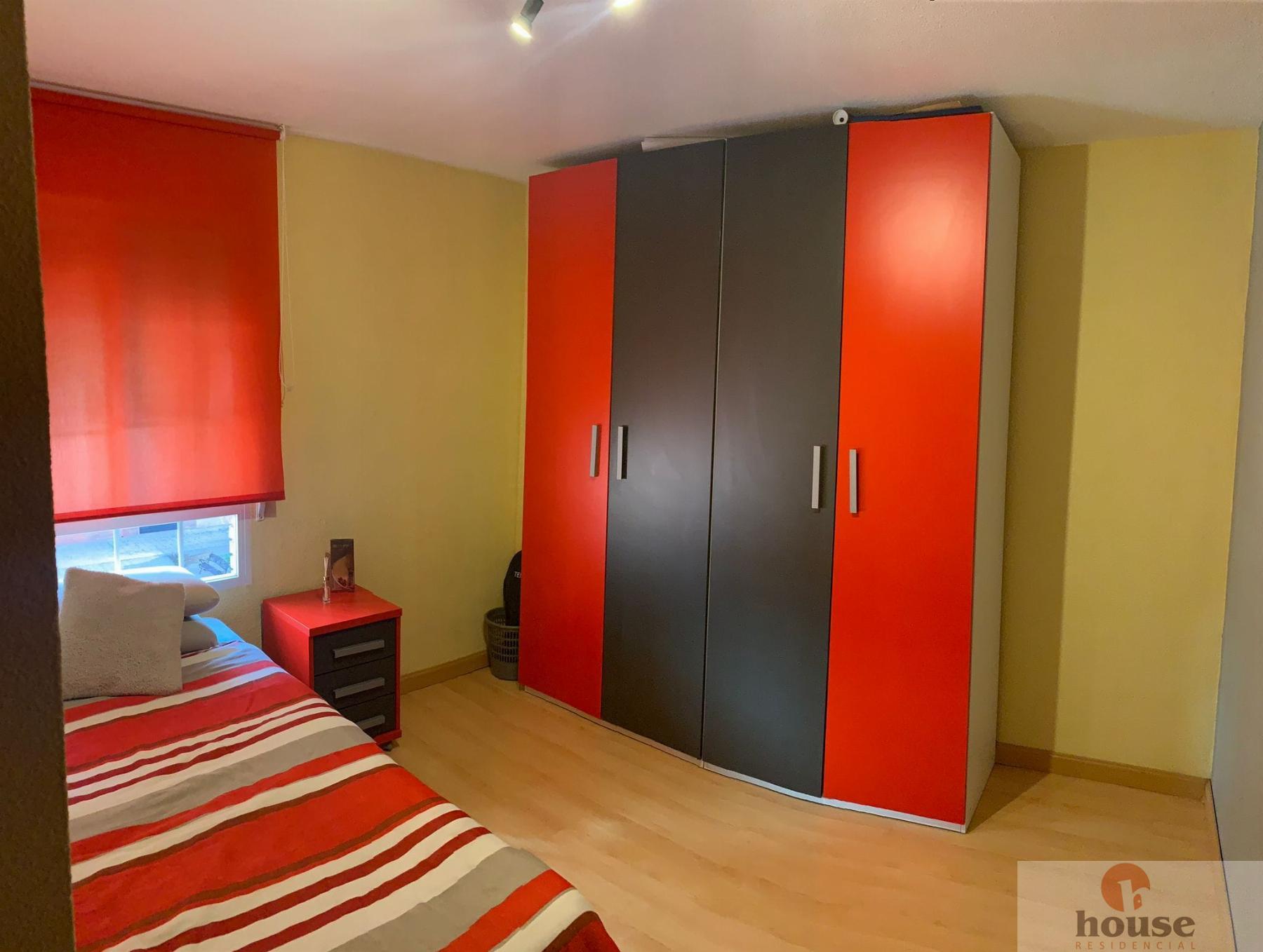 For sale of flat in Córdoba