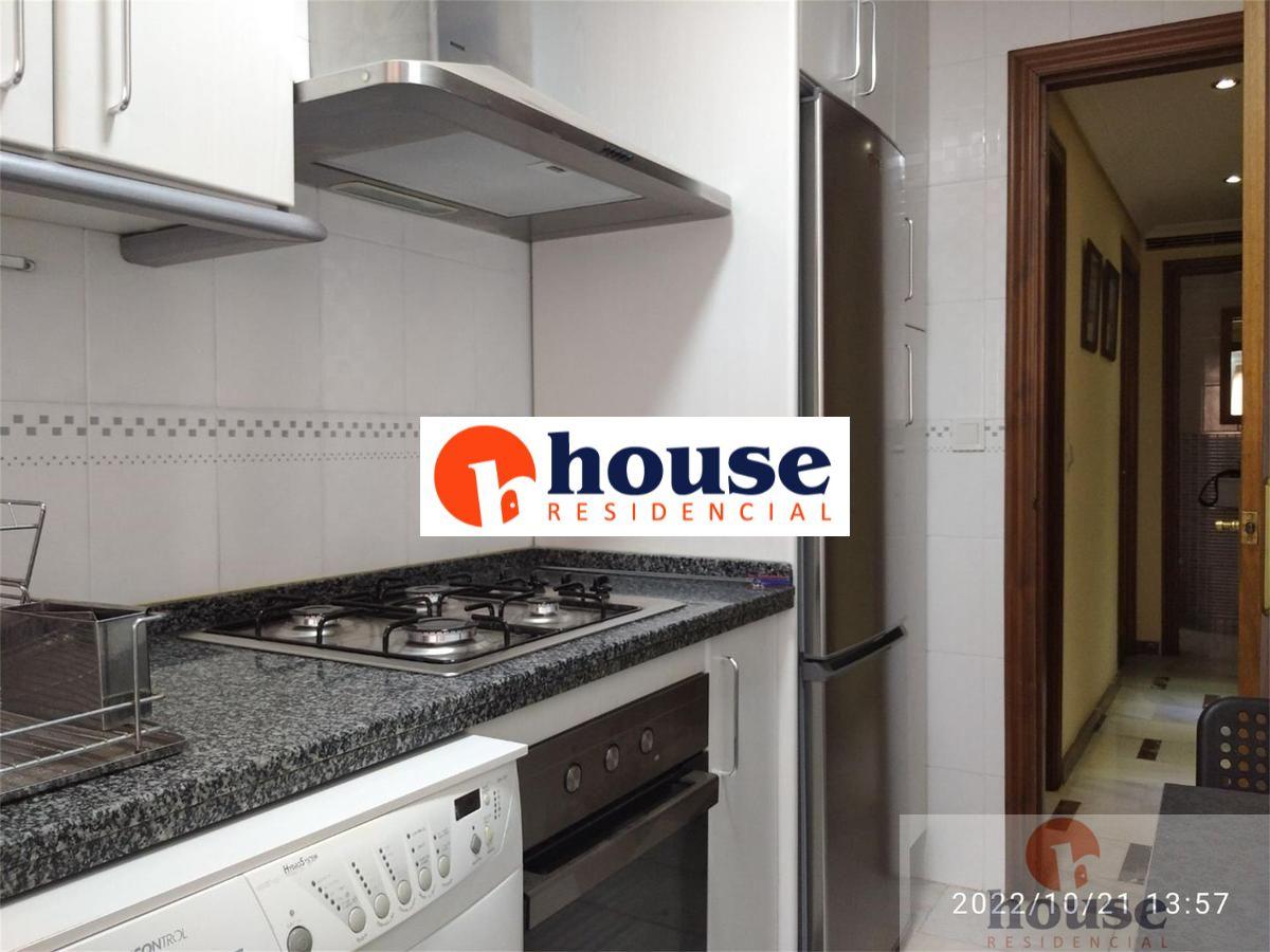 For sale of flat in Córdoba