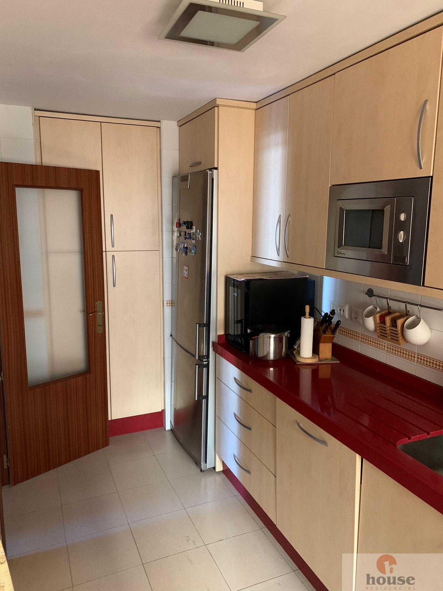For sale of flat in Córdoba