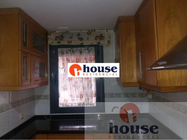 For sale of flat in Córdoba