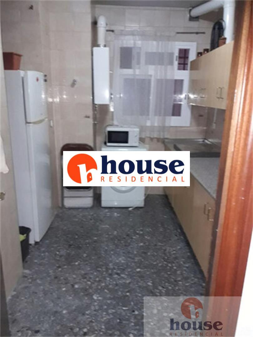 For sale of flat in Córdoba