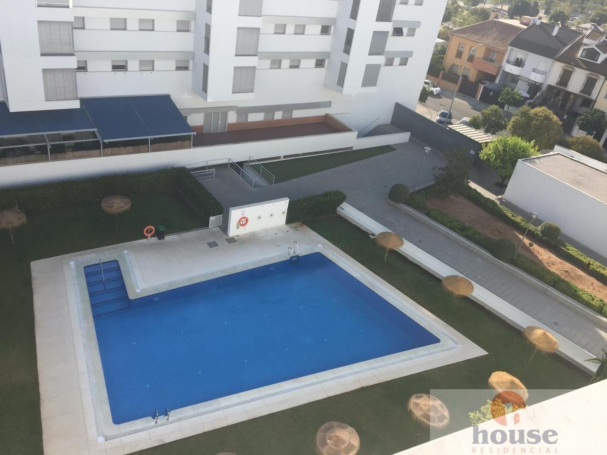 For sale of flat in Córdoba