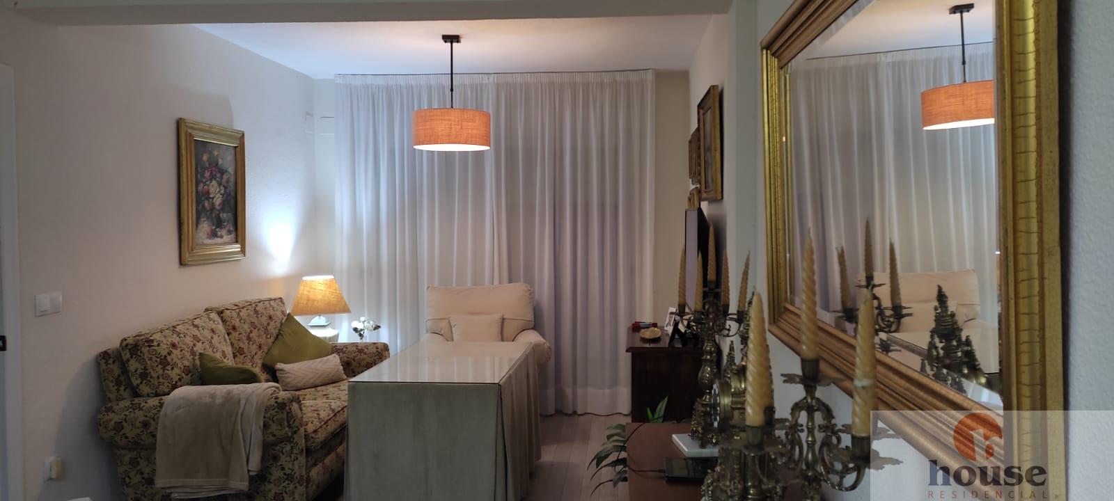 For sale of flat in Córdoba