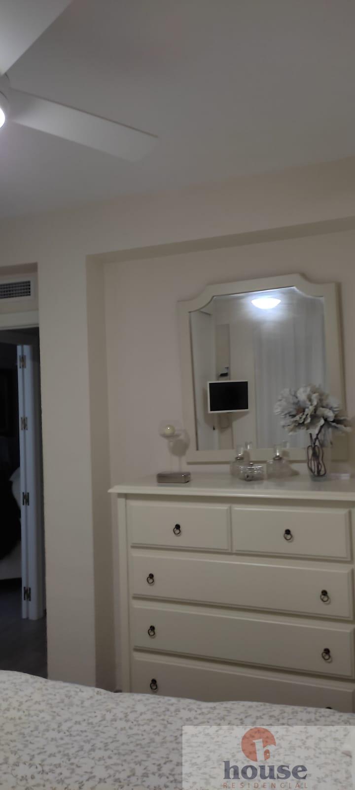 For sale of flat in Córdoba