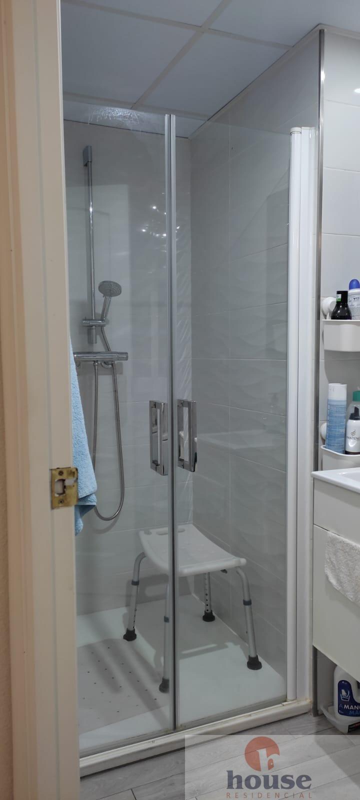 For sale of flat in Córdoba