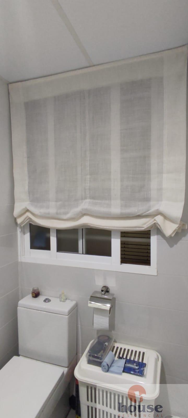 For sale of flat in Córdoba