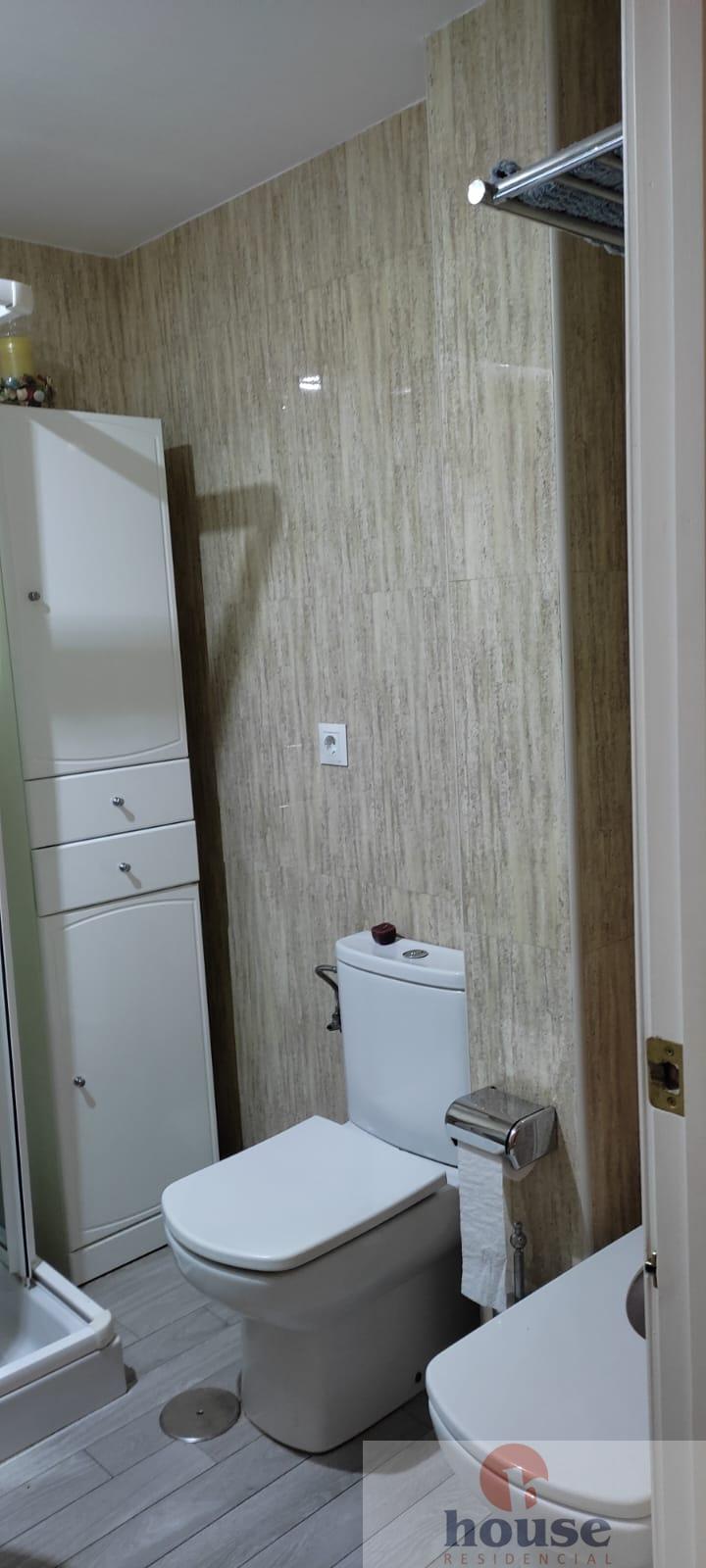 For sale of flat in Córdoba