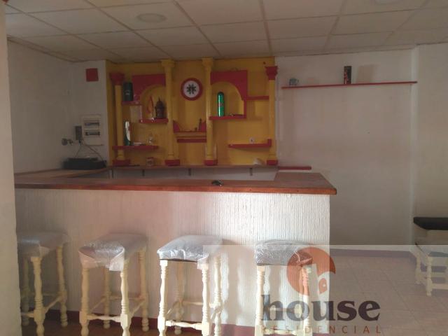 For sale of commercial in Córdoba