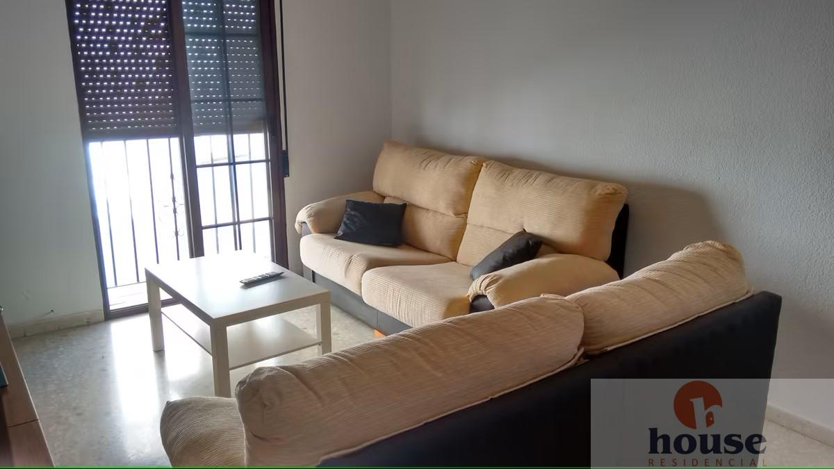 For sale of flat in Córdoba