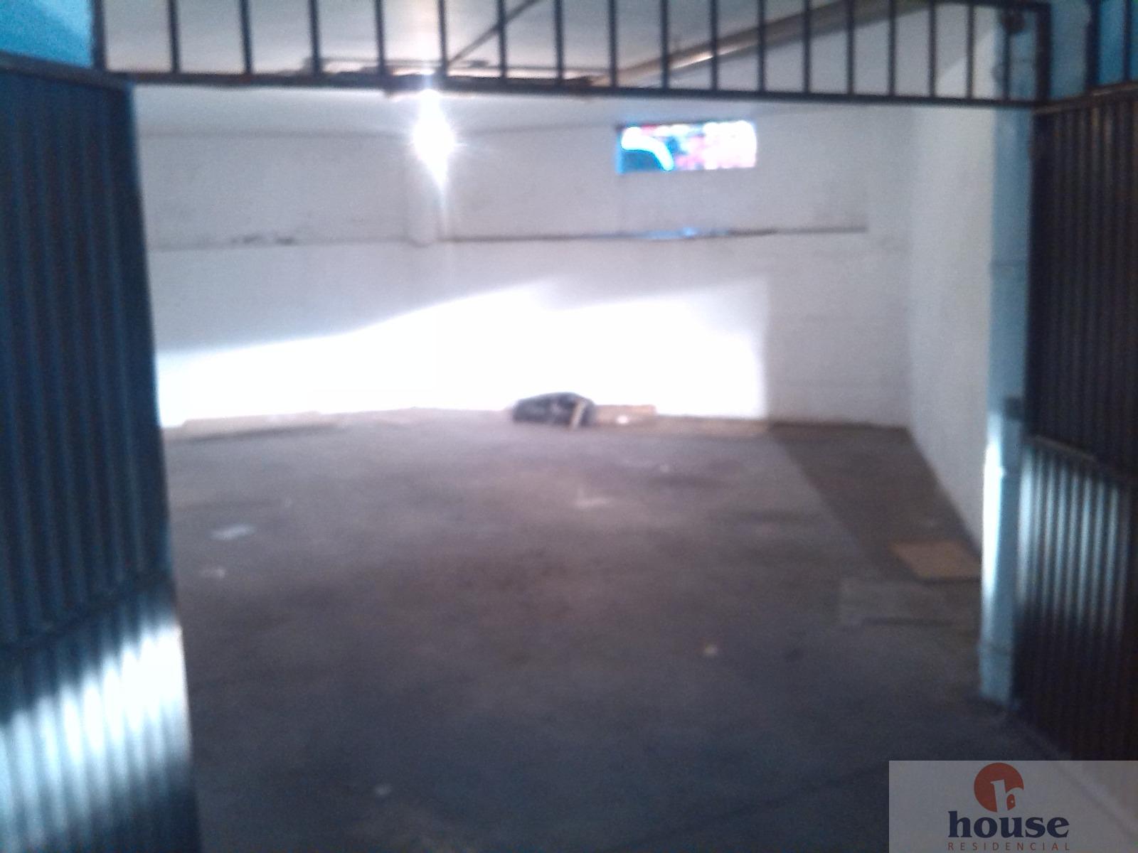 For sale of flat in Córdoba