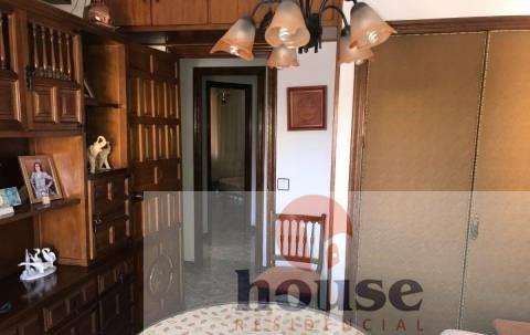 For sale of flat in Córdoba