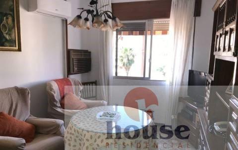 For sale of flat in Córdoba