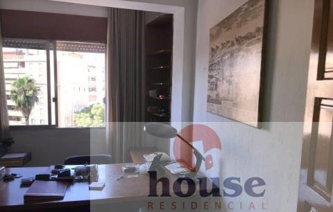 For sale of flat in Córdoba