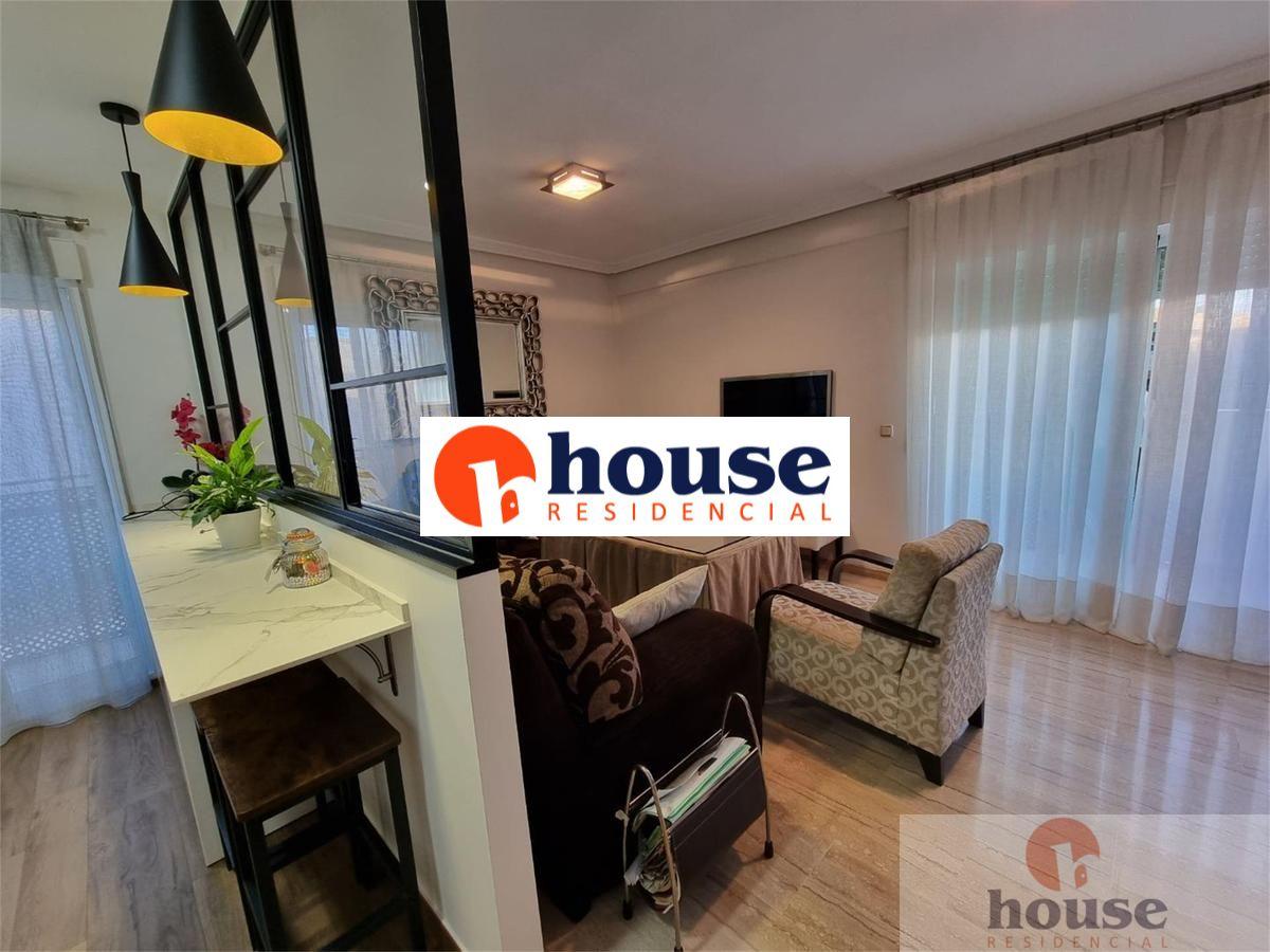 For sale of flat in Córdoba