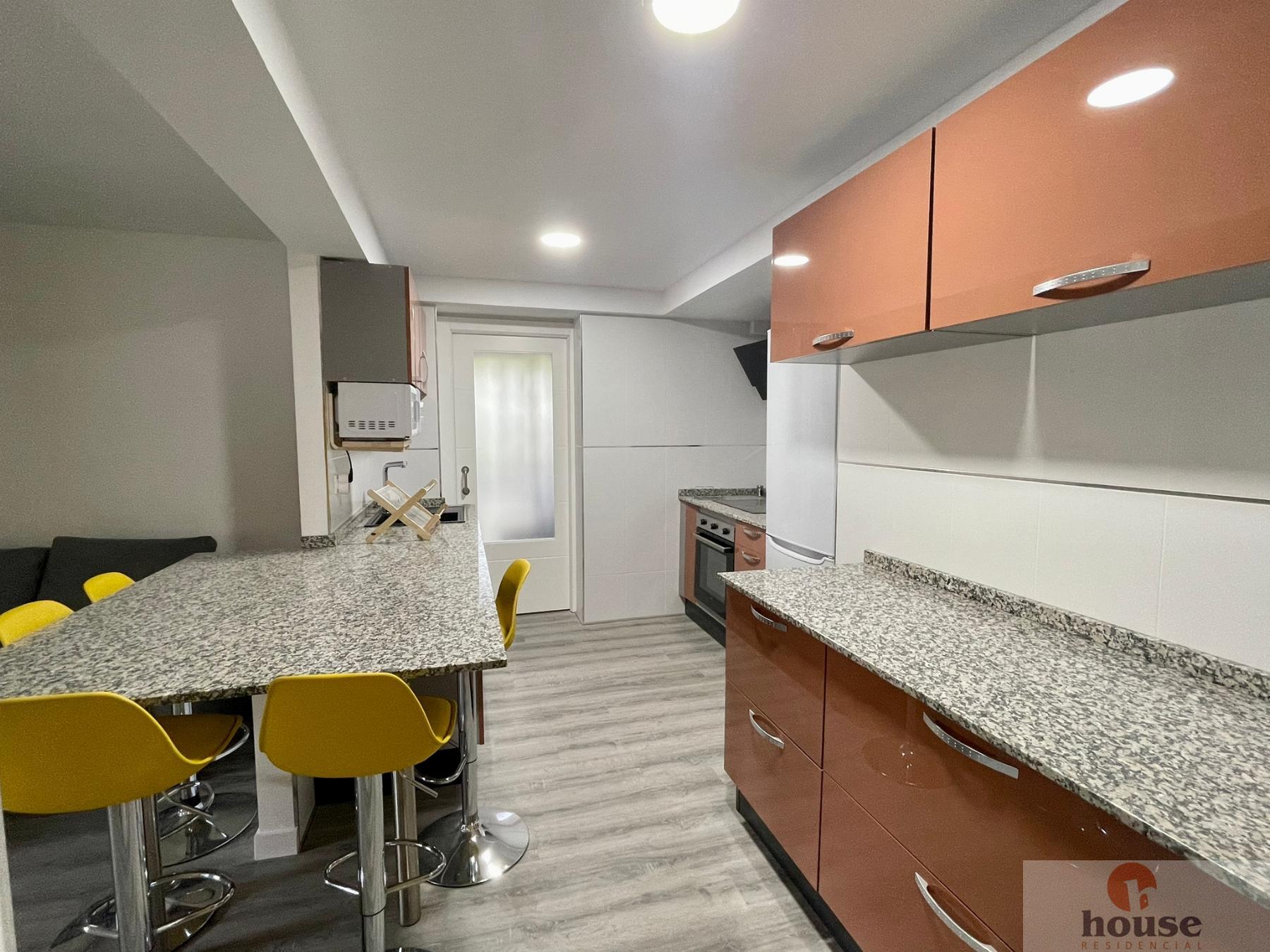 For sale of flat in Córdoba