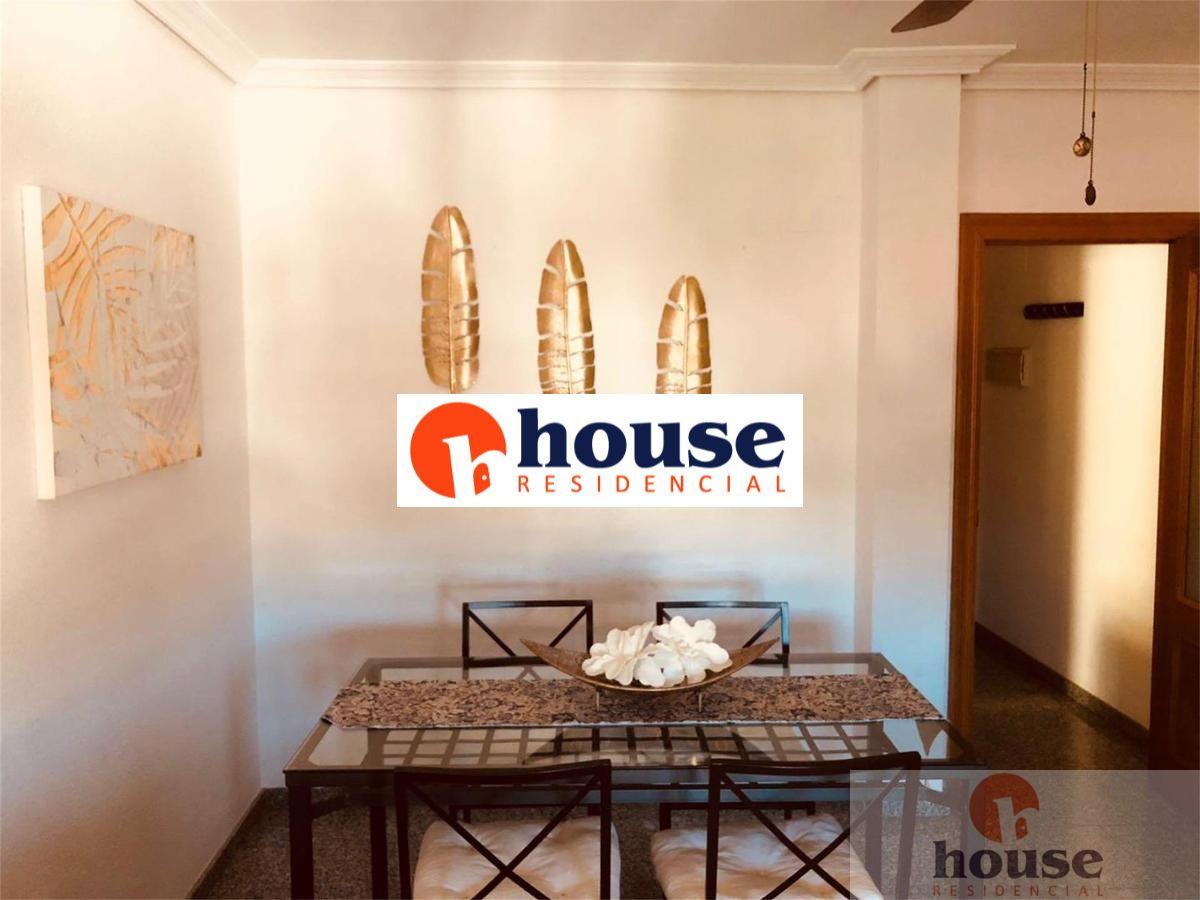 For sale of flat in Córdoba