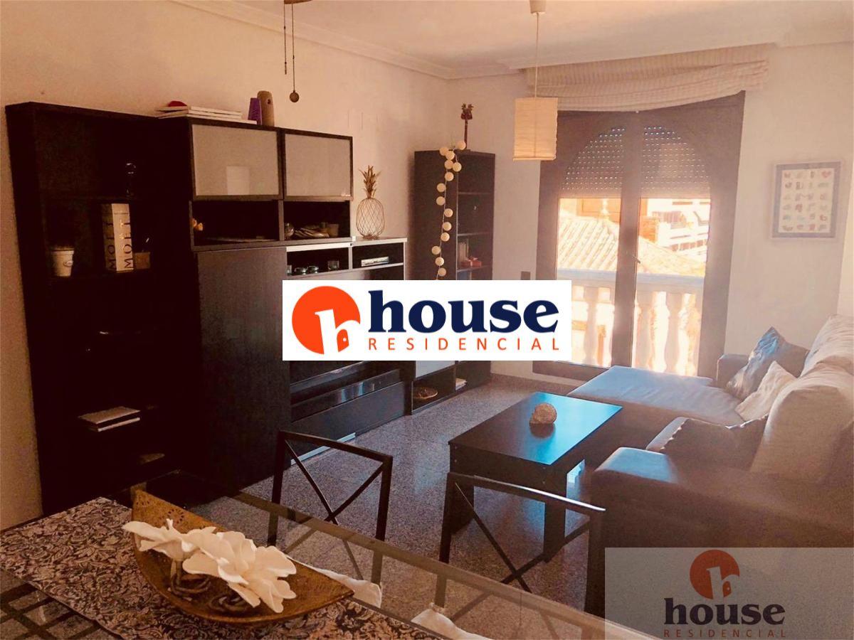 For sale of flat in Córdoba