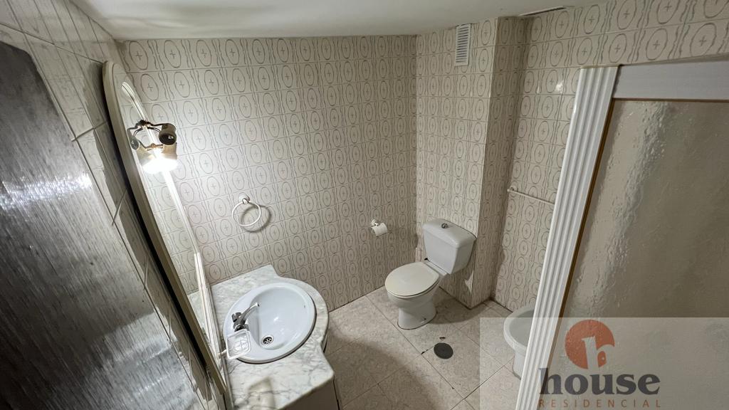 For sale of flat in Córdoba