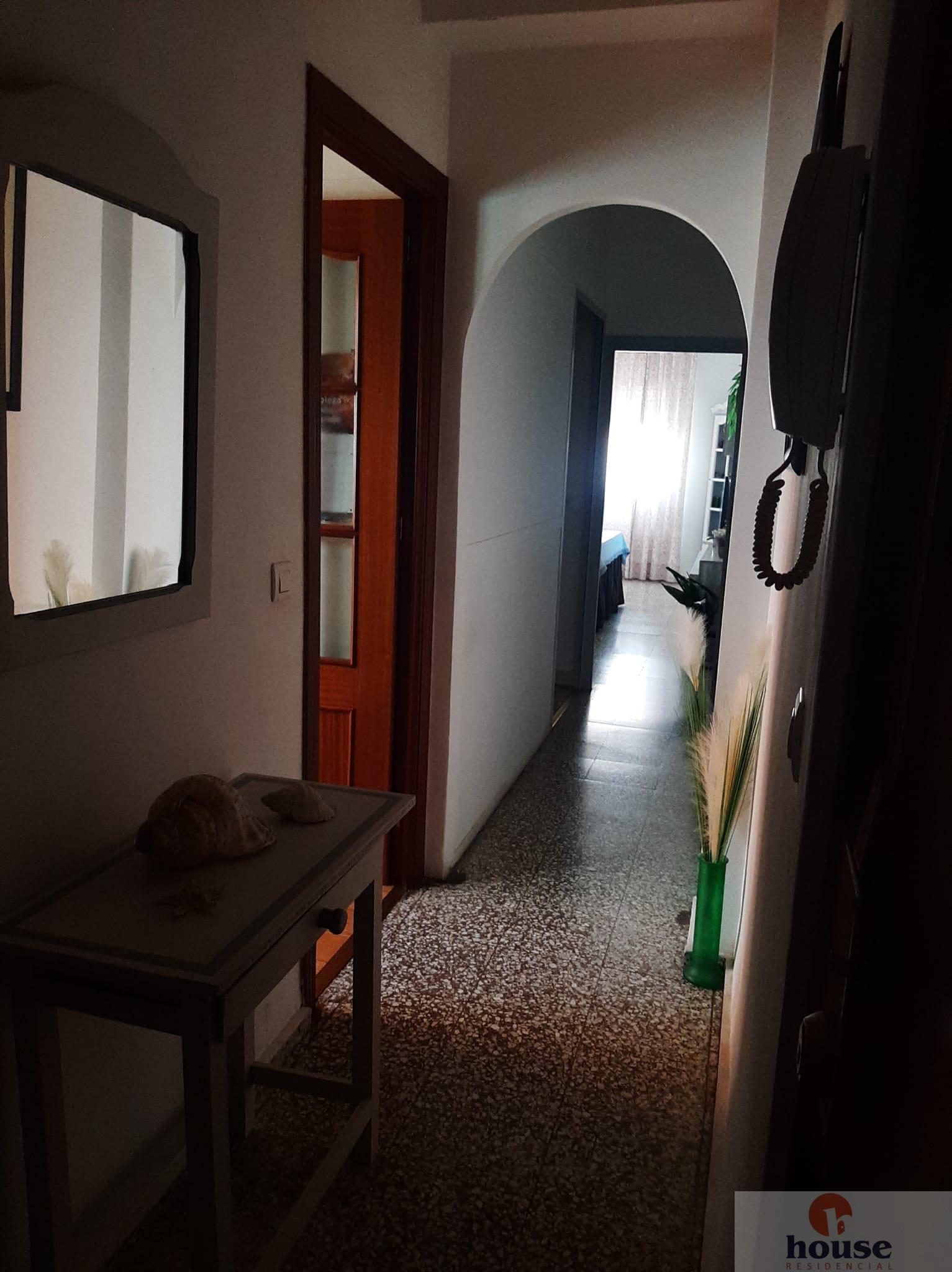 For sale of flat in Córdoba