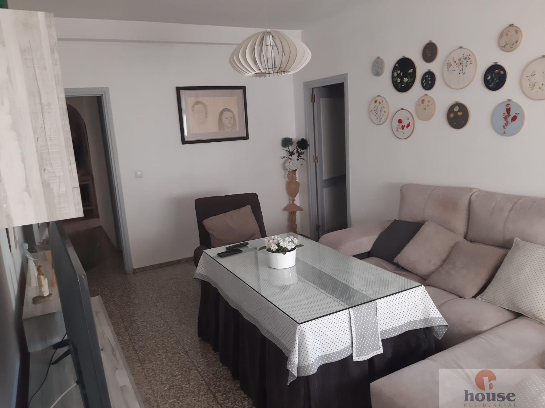 For sale of flat in Córdoba