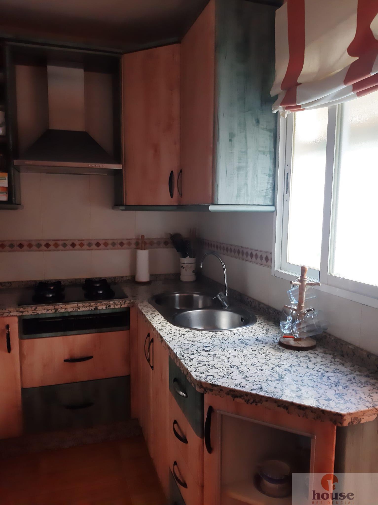 For sale of flat in Córdoba