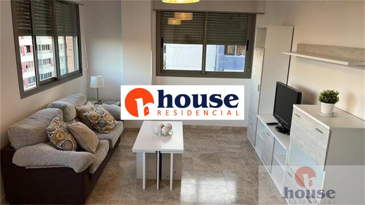 For sale of flat in Córdoba