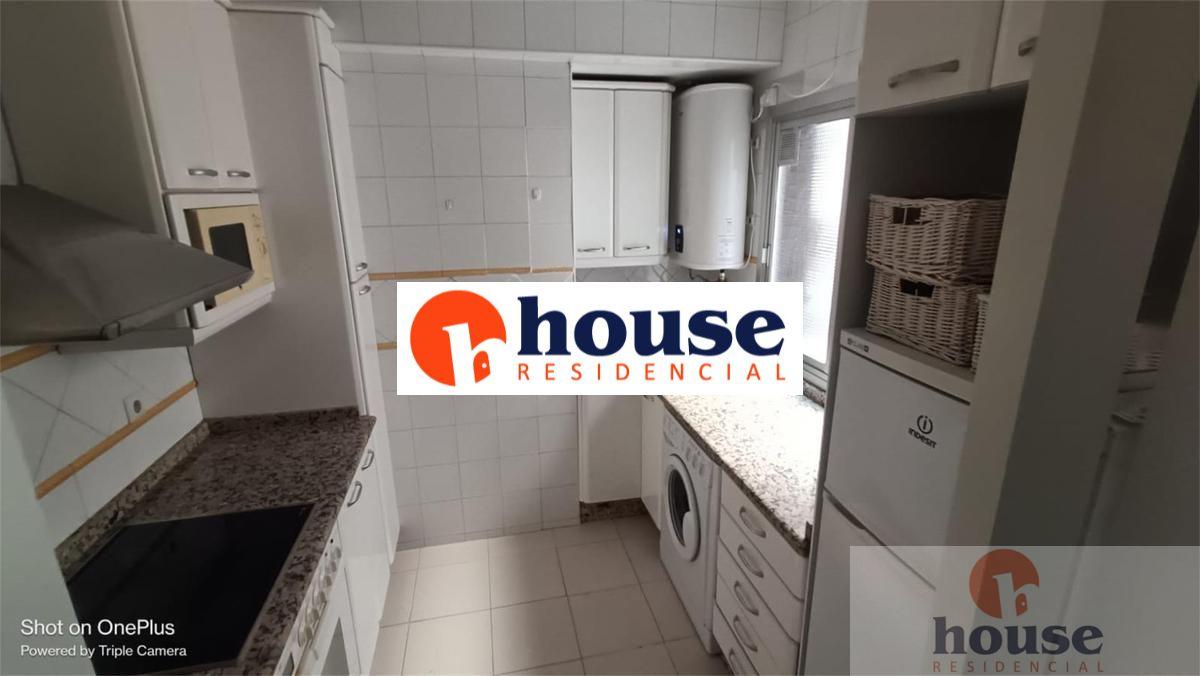 For sale of flat in Córdoba