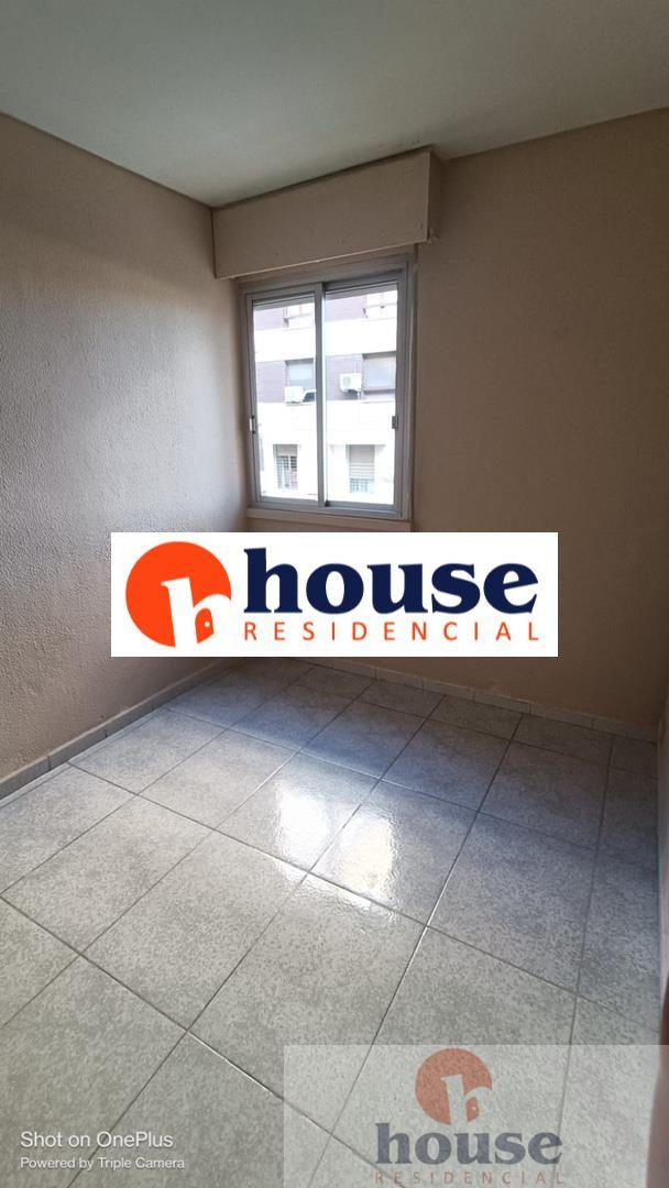 For sale of flat in Córdoba