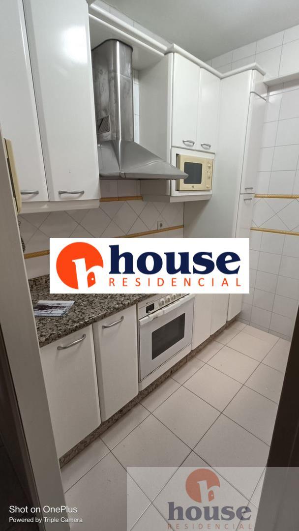 For sale of flat in Córdoba