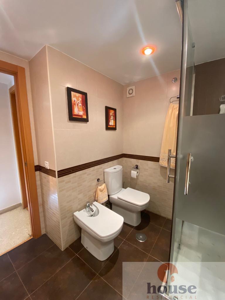 For sale of flat in Córdoba