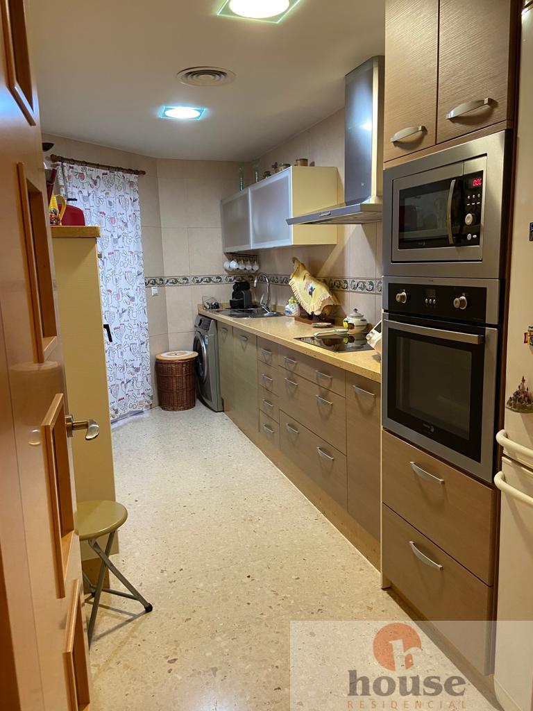 For sale of flat in Córdoba