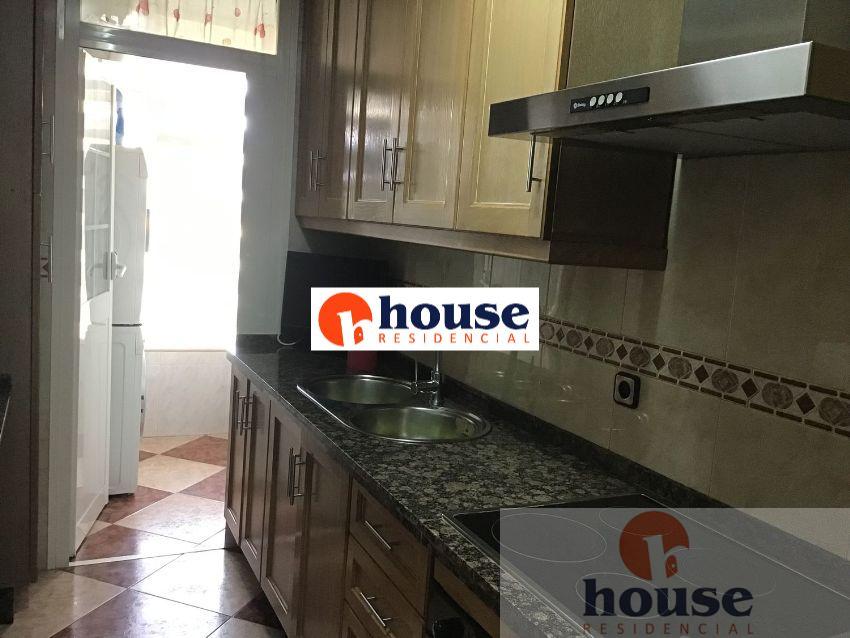 For sale of flat in Córdoba