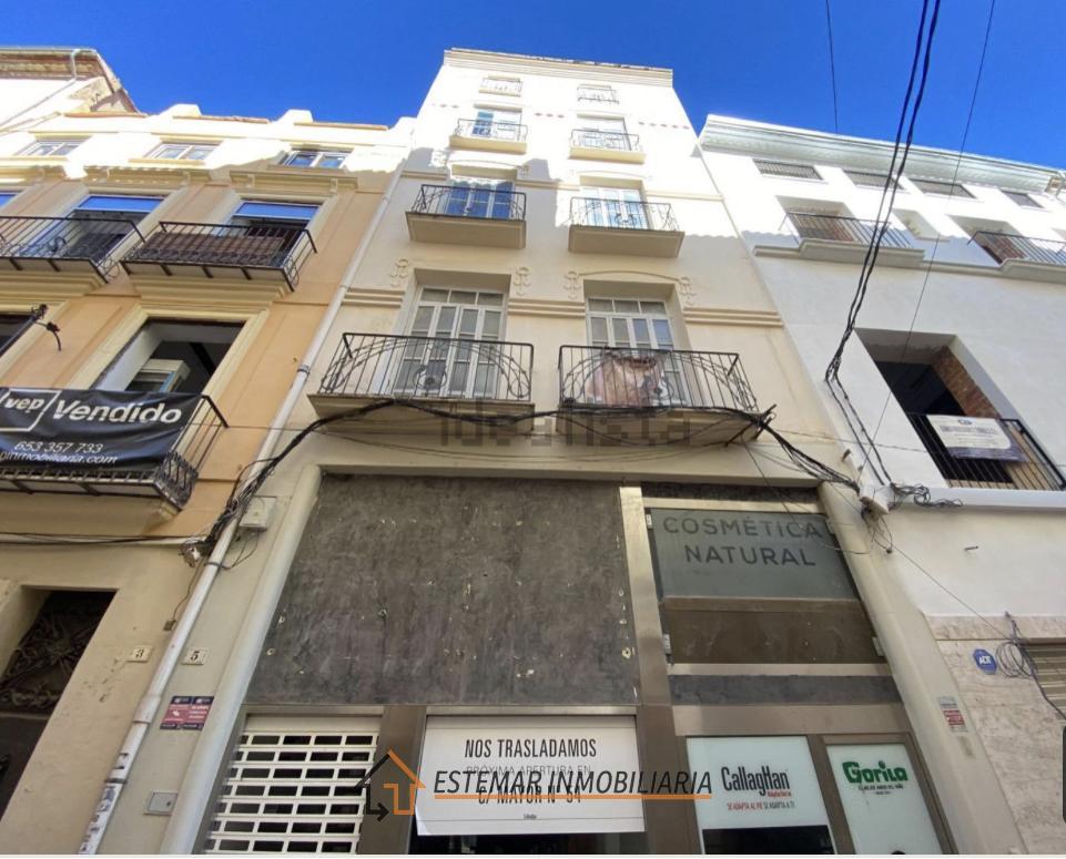 For sale of building in Gandia