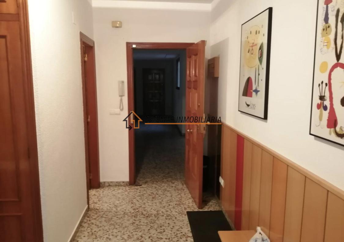 For sale of office in Gandia