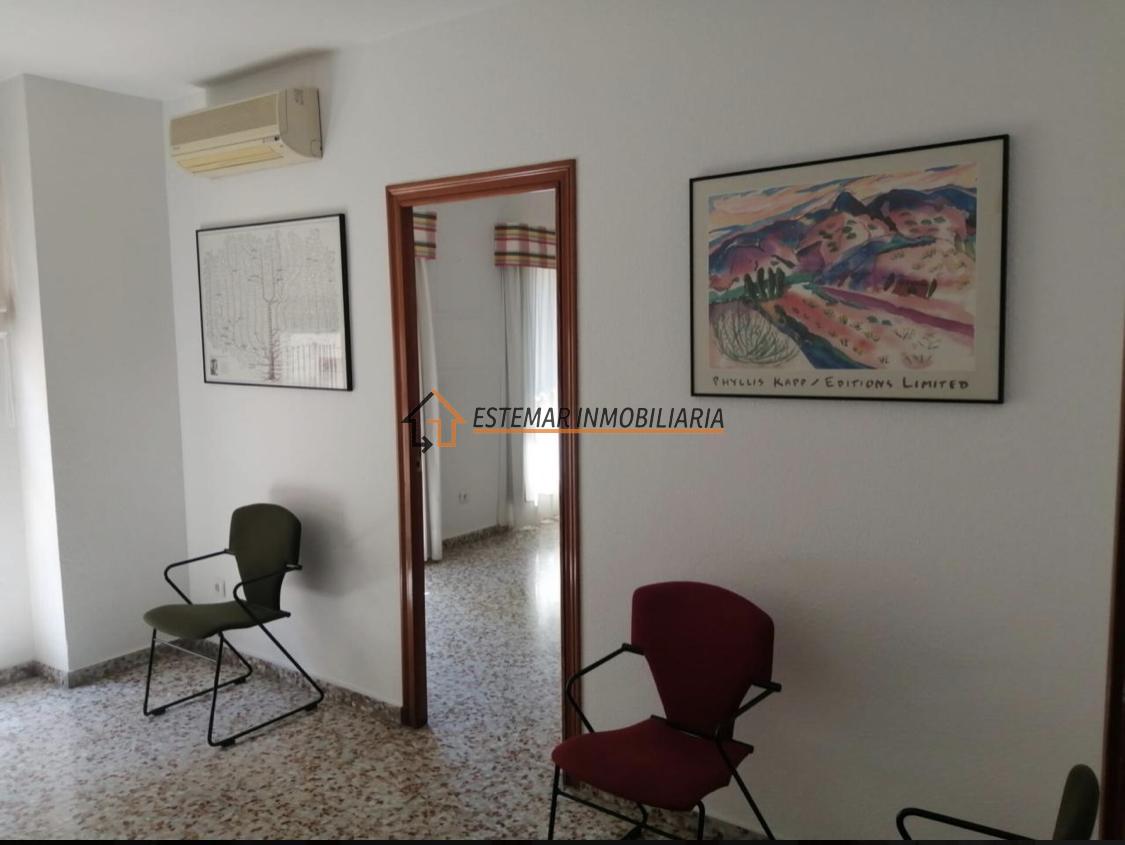 For sale of office in Gandia