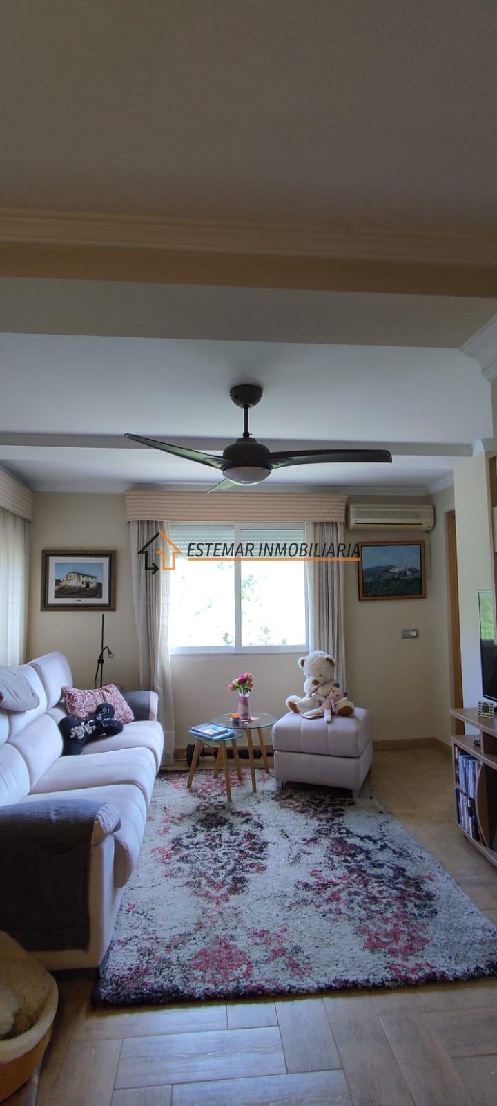 For sale of chalet in Gandia
