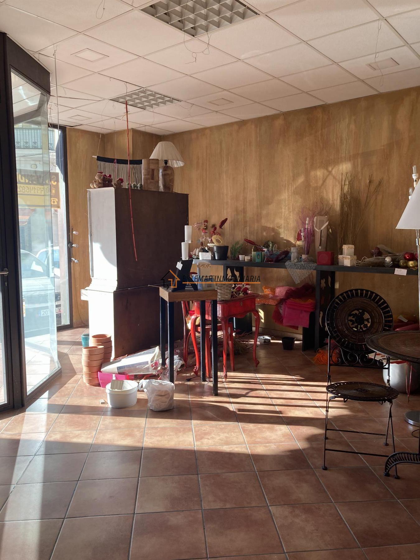 Venta de local en Oliva