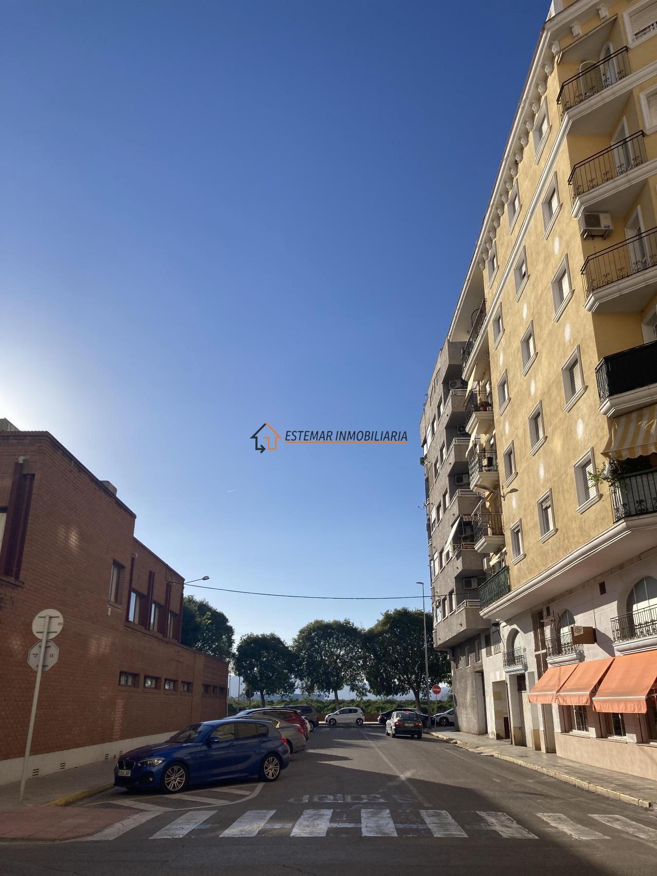 Venta de local en Oliva