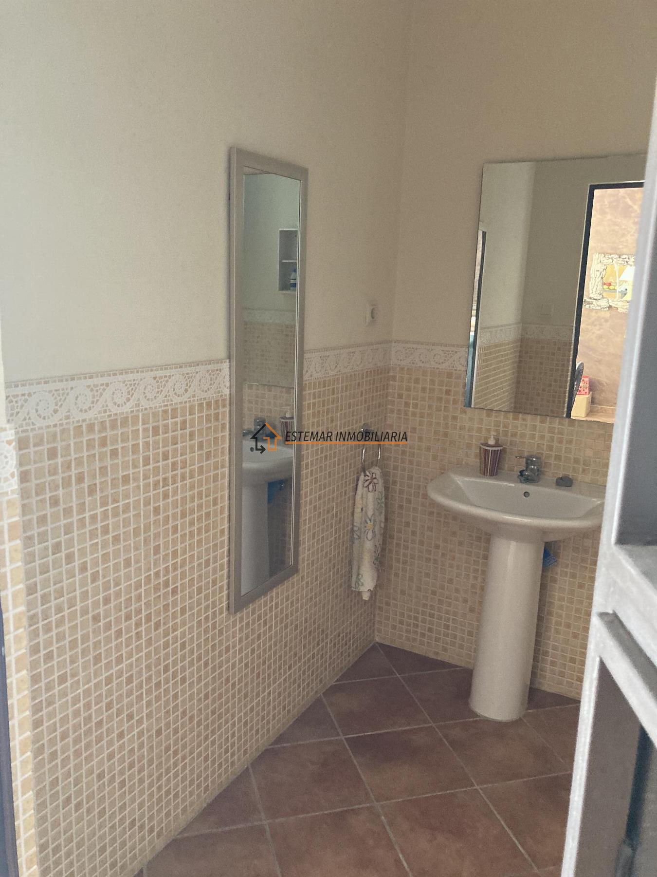 Venta de local en Oliva