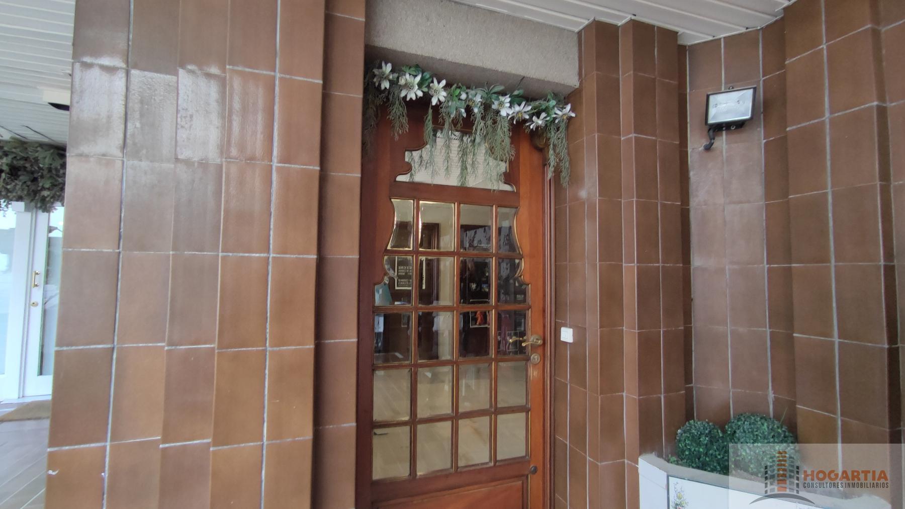 For sale of commercial in Sevilla