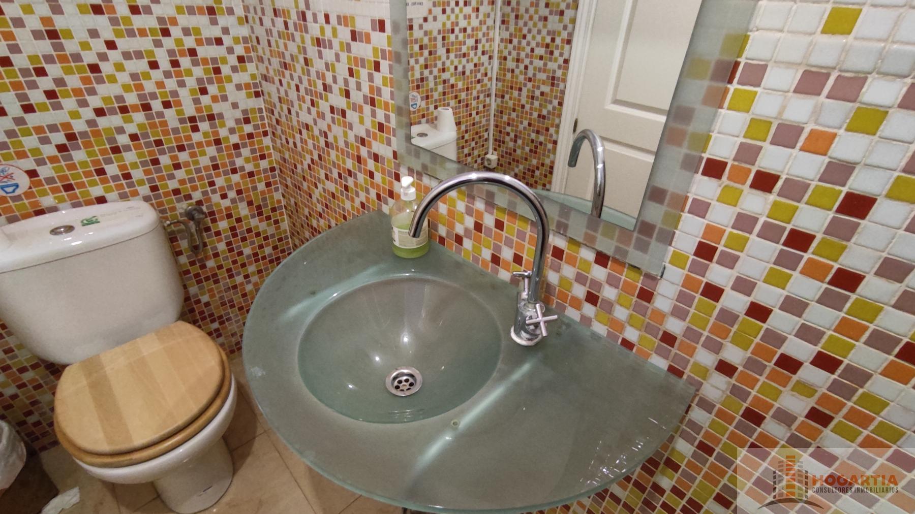 For sale of commercial in Sevilla