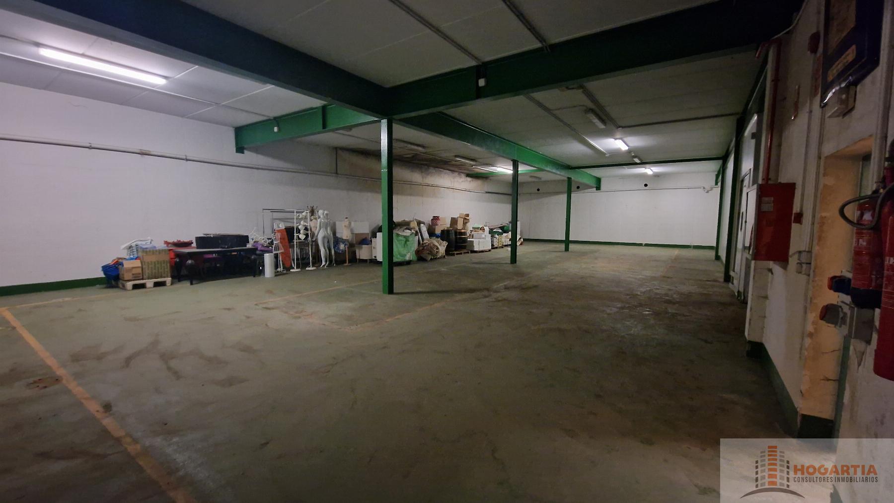 For sale of industrial plant/warehouse in Dos Hermanas