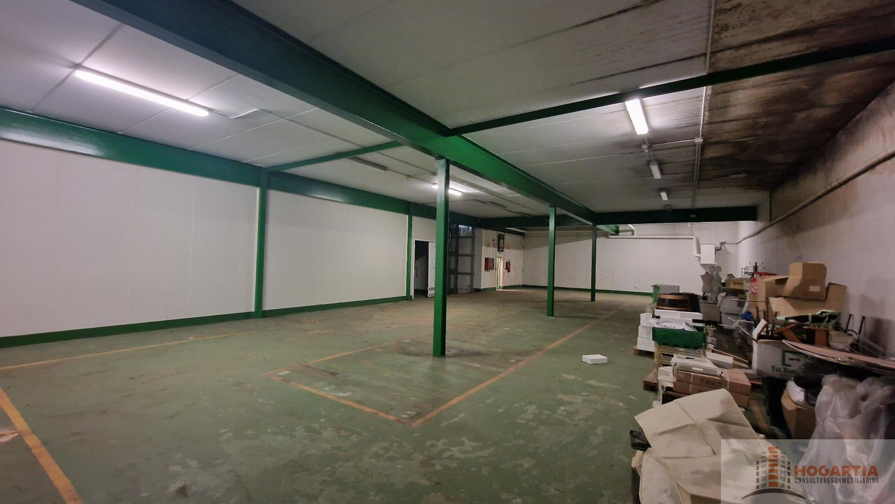 For sale of industrial plant/warehouse in Dos Hermanas